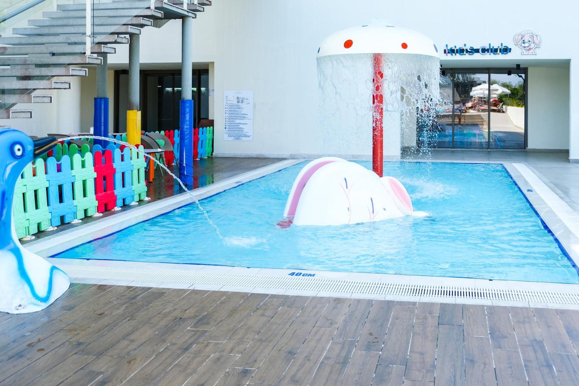 Riolavitas Resort & Spa 시데 외부 사진